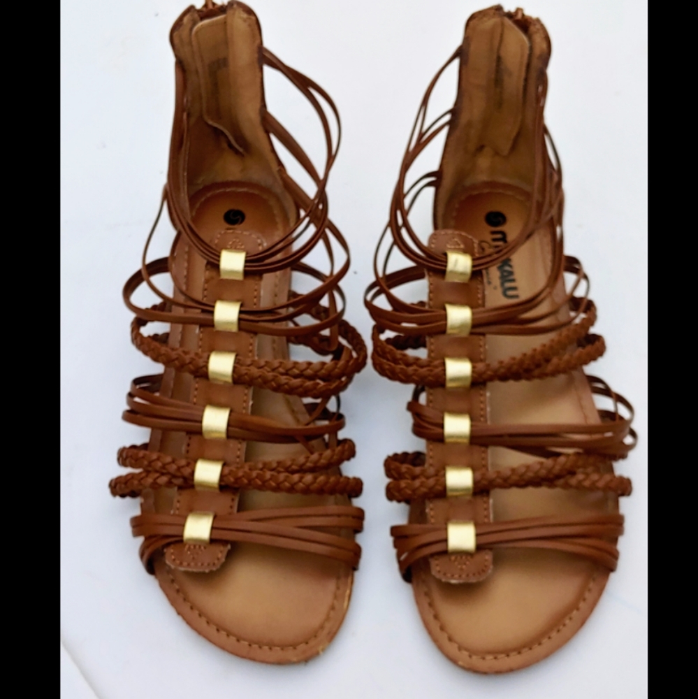 Makalu California sandals